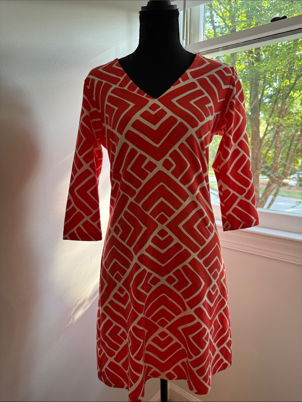 Geometric Print V-Neck Midi Dress in Deep Orange and White